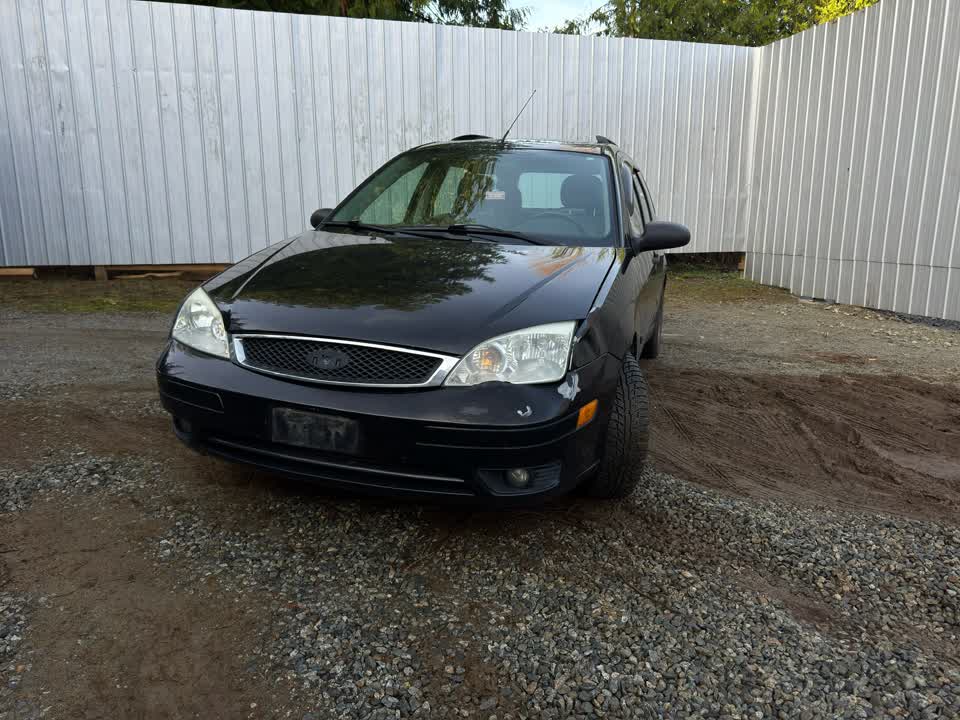 A vehicle ready for recycling in North Vancouver, BC — Canadian Auto Recyclers